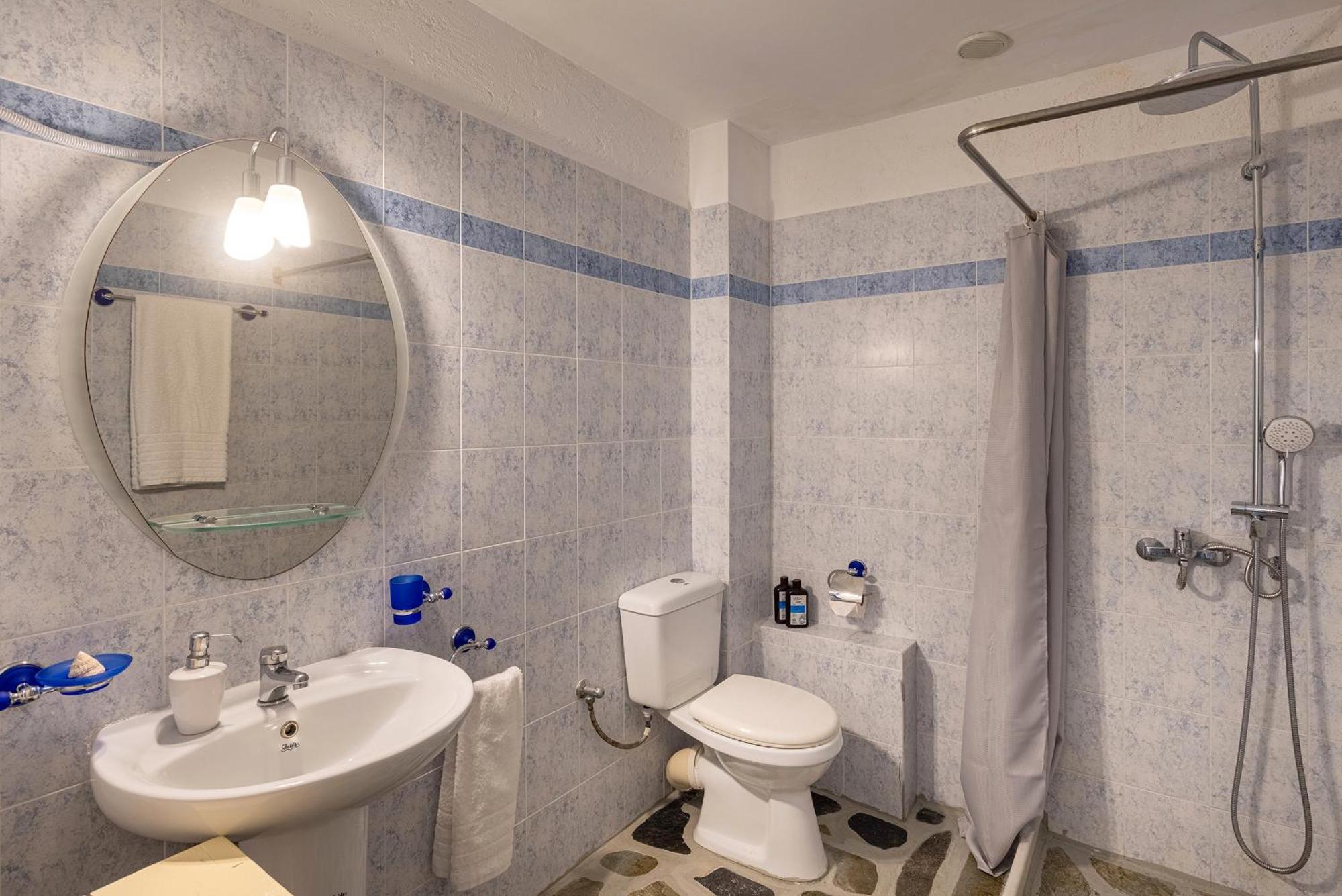 Aegean View - Seaside Apartment In Syros Azolimnos Buitenkant foto