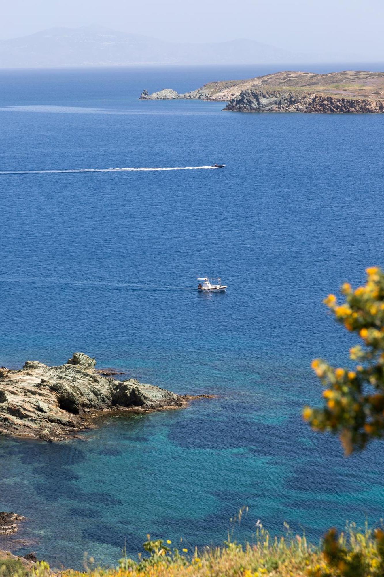 Aegean View - Seaside Apartment In Syros Azolimnos Buitenkant foto