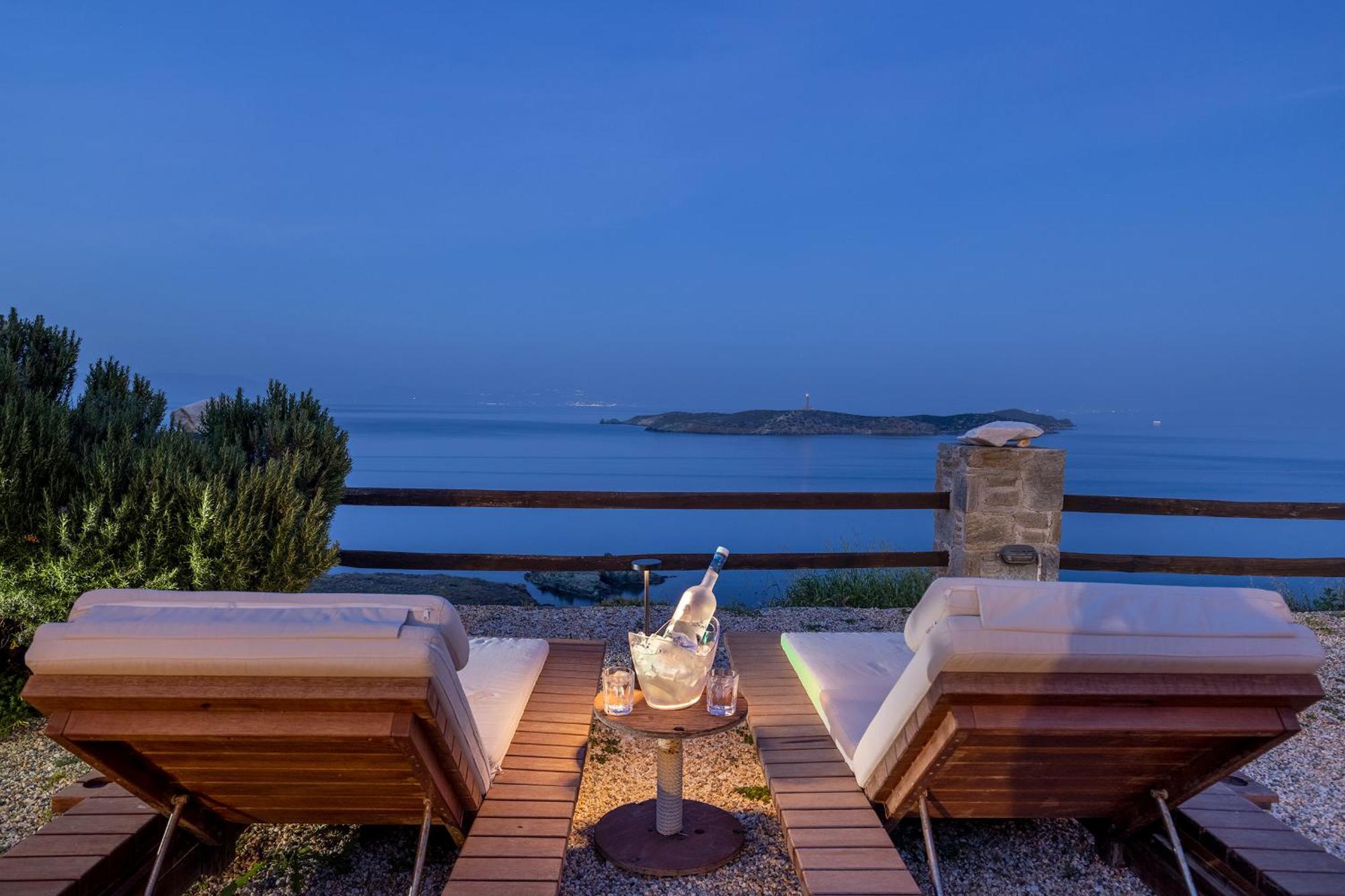 Aegean View - Seaside Apartment In Syros Azolimnos Buitenkant foto